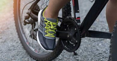 Best Cycling Shoes for Long-Distance