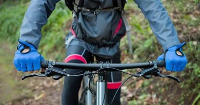 Best Mountain Bike Gloves for Cold Weather