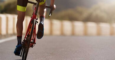 Best Road Bike Shoes for Narrow Feet