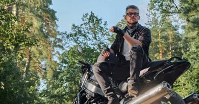 Best Motorcycle Gloves for Hot Weather