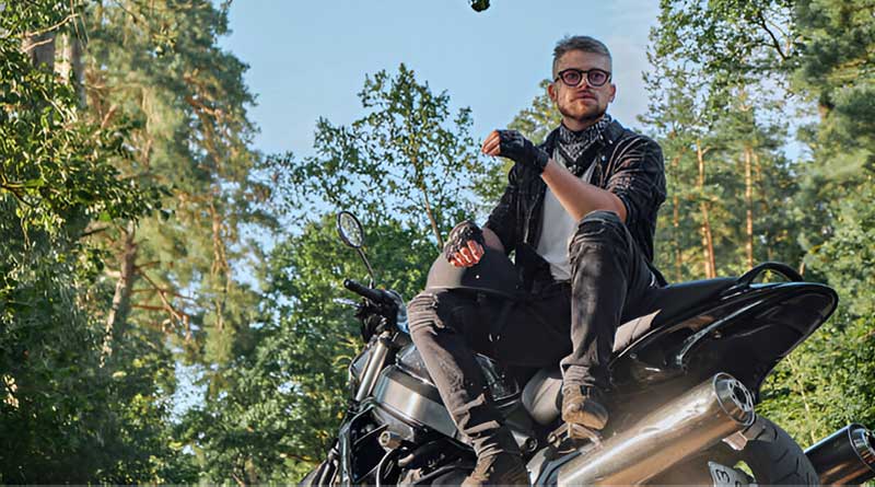 Best Motorcycle Gloves for Hot Weather