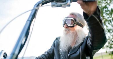 Best Motorcycle Goggles for Rain