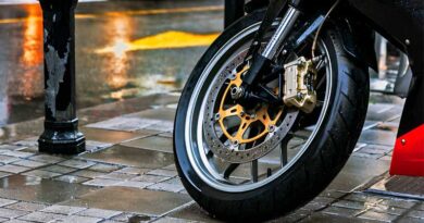 Best Motorcycle Tires for Rain