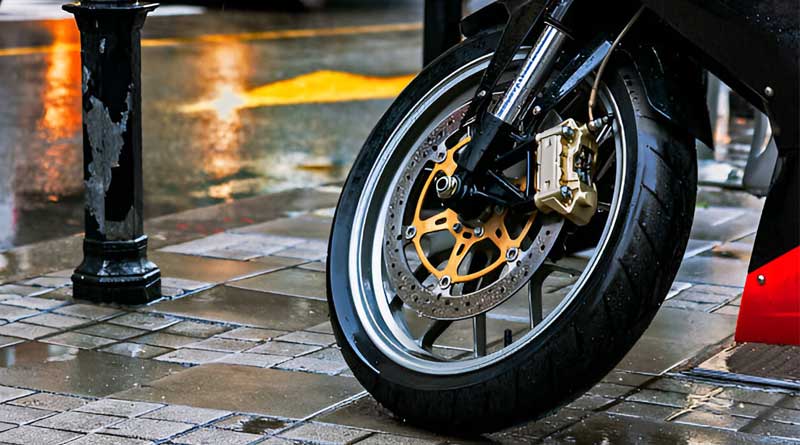 Best Motorcycle Tires for Rain